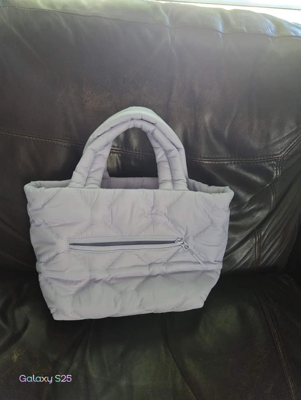 Lululemon quilty pleasures mini tote serene blue - Picture 2 of 5